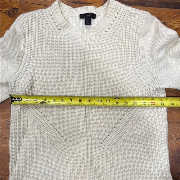 J.Crew Ivory Cream Knit Wool Sweater Size Medium - Picture 5 of 8